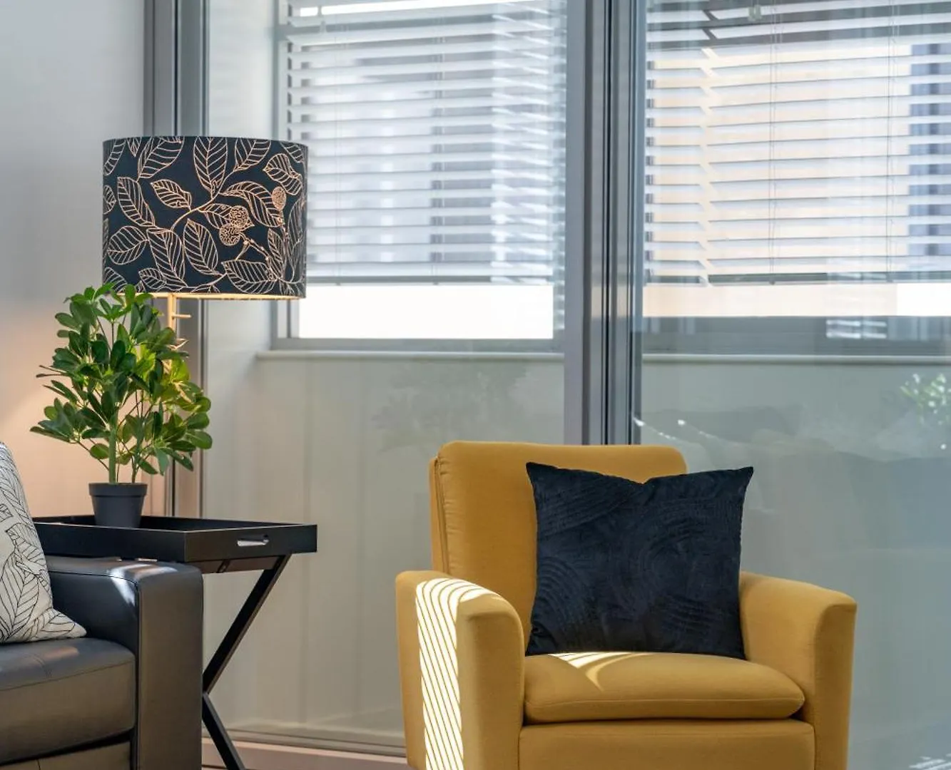 Artful Escape On York - 2X Carpark, Wifi, East End Apartment Adelaide 0*,  Australia
